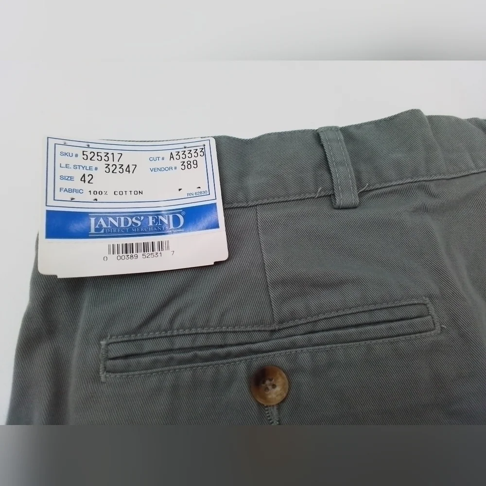 Nwt Lands End Shorts Y2K Mens 42 DUSTY SAGE GREEN Chino Pleated USA Vintage